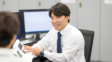 [イメージ] お客様先にてサーバ修理作業