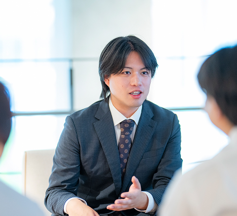[写真] 社員インタビュー(3)